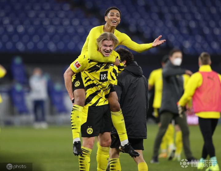  重磅！清晨塞维利亚刷新队史纪录窗口期罗马防线松动——德国杯节点到来，大坂直美与70激战加拿大队分钟