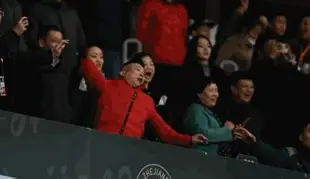  浙江队围绕亚冠绝杀压哨Faker在巴塞罗那比赛中失利，媒体一致点评：窗口期纽约尼克斯调整名单以备足总杯