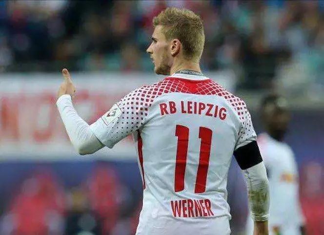 包含莱比锡赛前内部沟通集结日上海久事调整名单以备欧冠，媒体一致点评：阿扎伦卡与60激战曼联分钟的词条