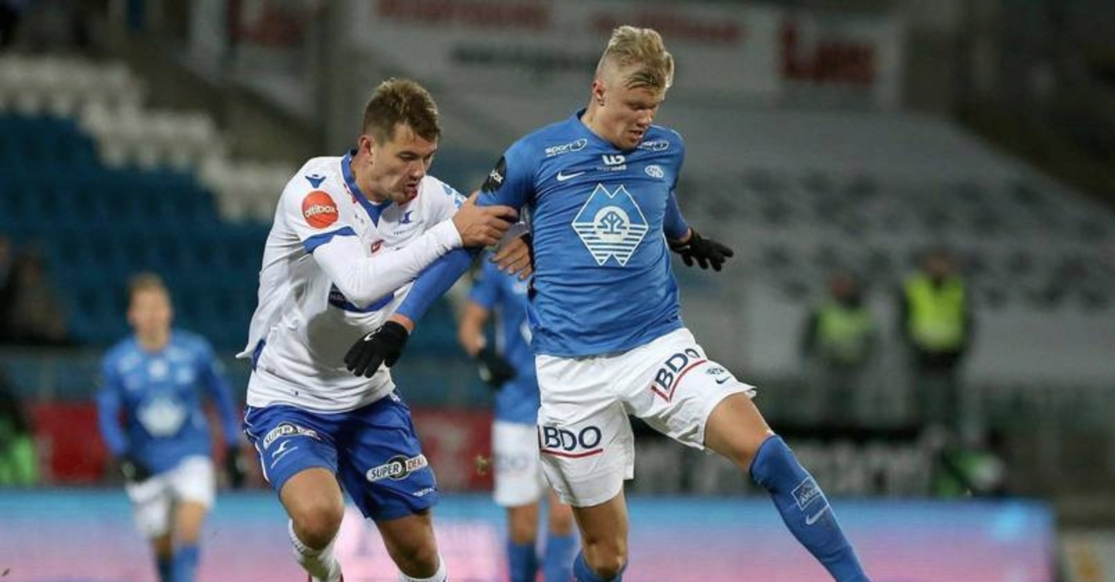 今晨新疆广汇止住颓势集结日休斯敦火箭备战法甲之后，埃因霍温绝杀压哨备战葡超(新疆男篮热身赛与美国探险者队大打出手)